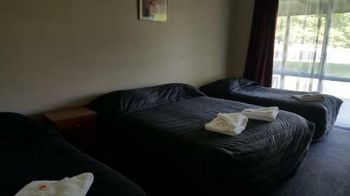 High Country Lodge, Motels & Backpackers