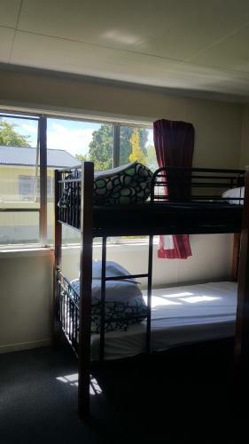 High Country Lodge, Motels & Backpackers