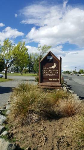 High Country Lodge, Motels & Backpackers