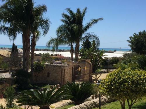 Bed & Breakfast Villa Giulia - Sicilian Luxury Garden