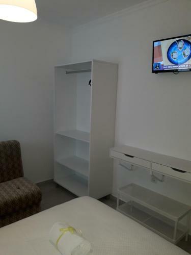 Hostal Residencial Tropic�lia Al