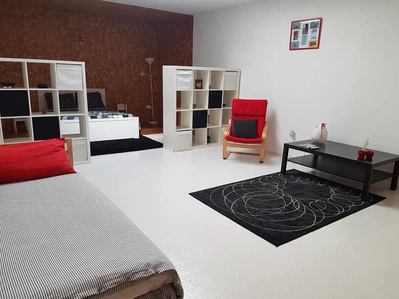 Bed & Breakfast 100 Contos