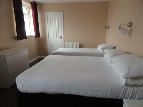 Hostal The Beechfield Hotel