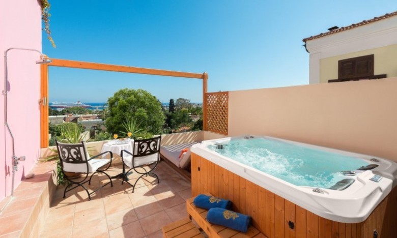 Hotel Nikos & Takis Fashion