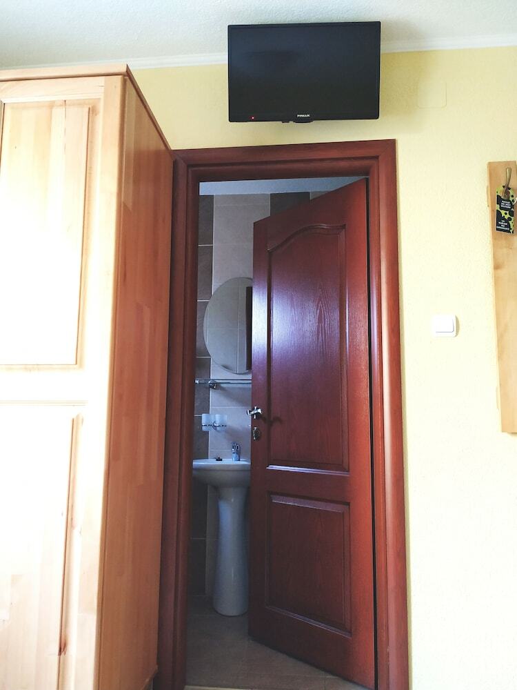 Hostal Venesis House