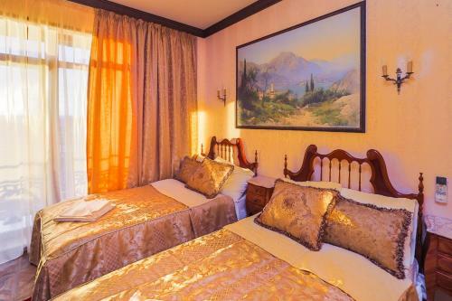 Poruchik Rzhevsky Art Hotel