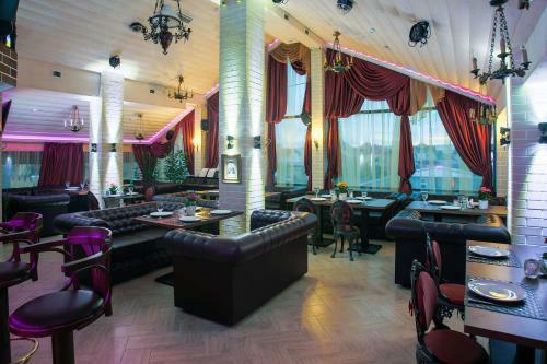 Poruchik Rzhevsky Art Hotel