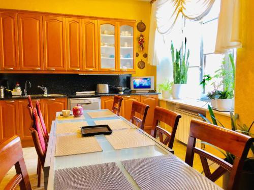 Apartment Close To Winter Palace