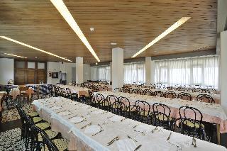 Hotel President`s