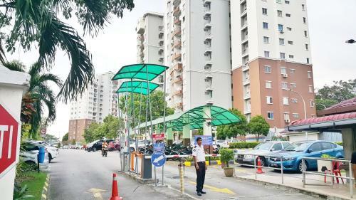 Apartamentos Serene-stay Kemuncak Shah Alam