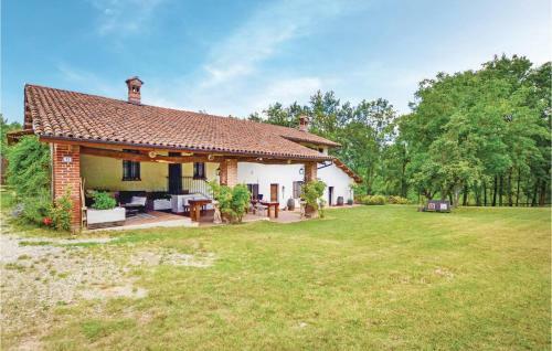 Three-bedroom Holiday Home In Bene Vagienna Cn