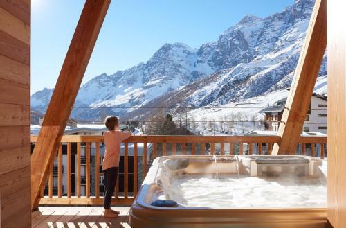 Aparthotel Aux Pieds Du Roi - Suite & Spa