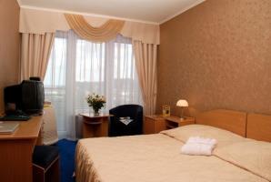 Dnister Premier Hotel