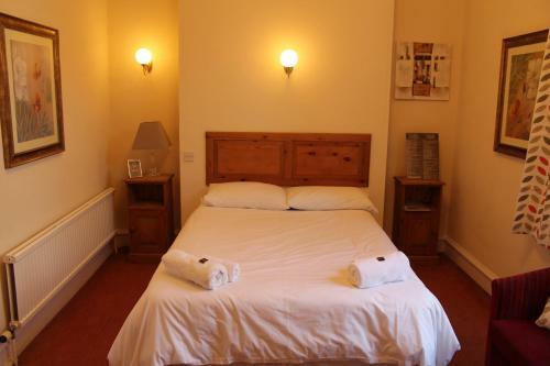 Bed & Breakfast The Menai Hotel And Bar