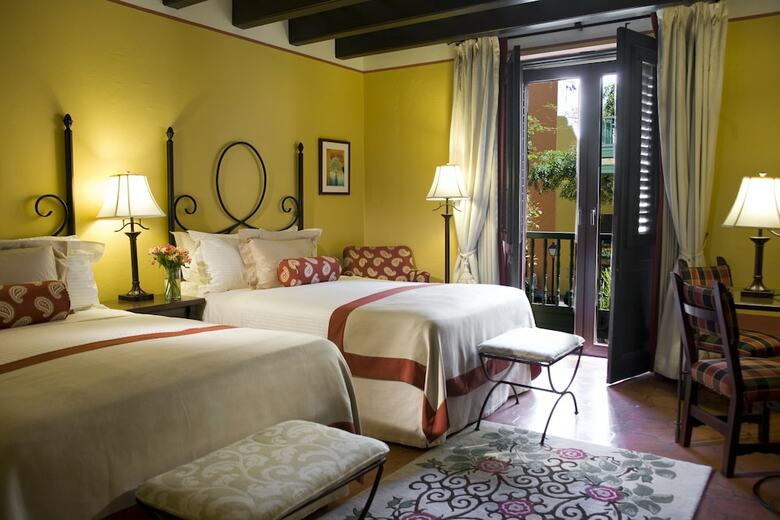 El Convento Hotel
