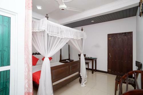 Hostal Shirantha Rest