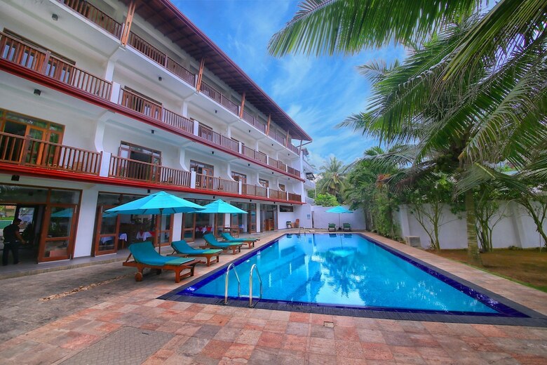 Hotel Rockside Beach Resort
