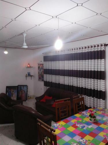 Hostal Inuja Guest