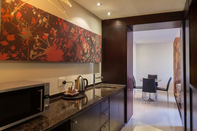 Hotel Protea Colosseum