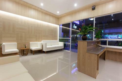 Hotel Chalong Princess Pool Villa Resort