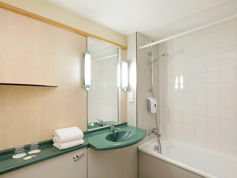 Hotel Ibis Coventry South