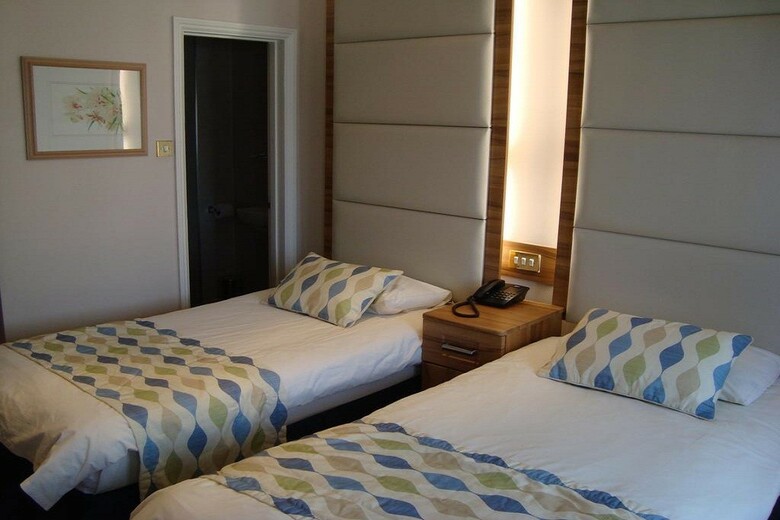 Hotel Royal Eagle