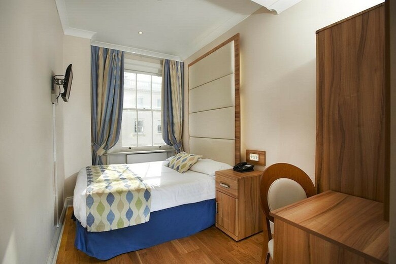 Hotel Royal Eagle
