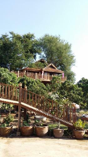 Hostal Honey Land