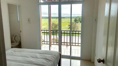 Bed & Breakfast Suratthani Airport Mini Hotel
