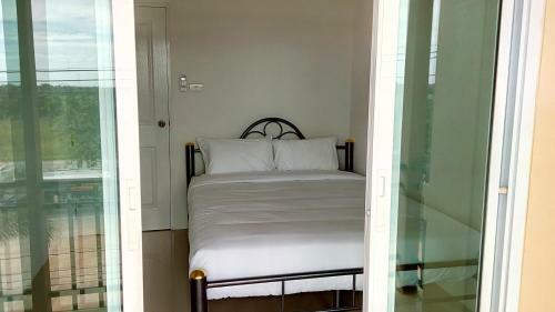 Bed & Breakfast Suratthani Airport Mini Hotel