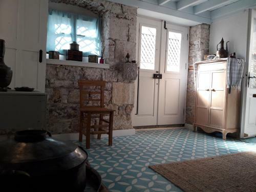 Hostal Madra House