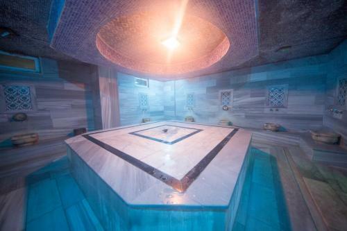 First Class Hotel (all Inclusive)