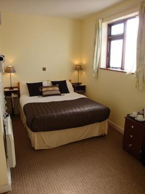 Wards Hotel