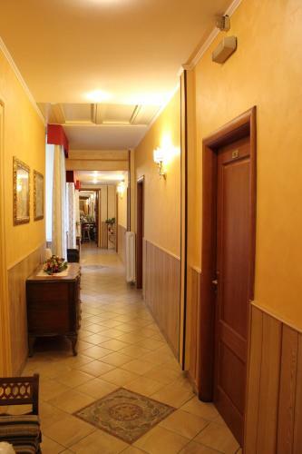 Hotel Giugi�