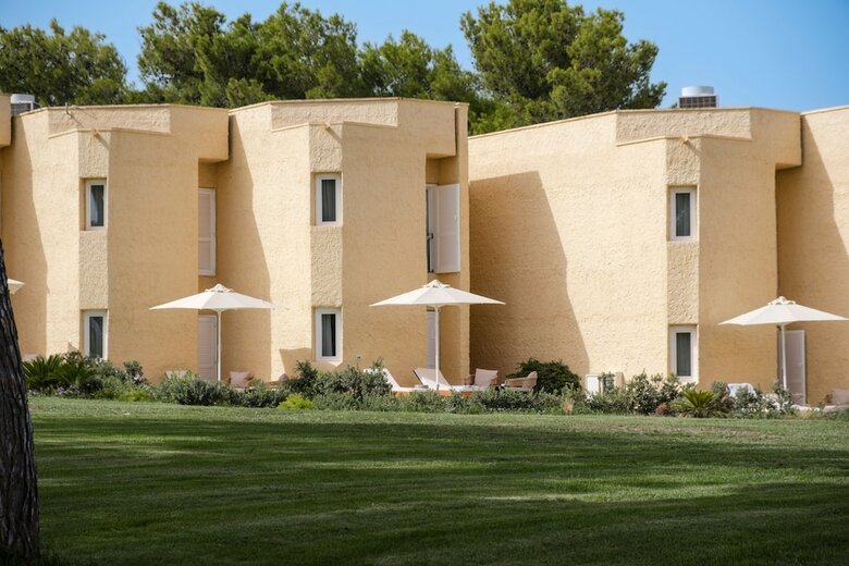 Hotel Mangia's Brucoli, Sicily, Autograph Collection