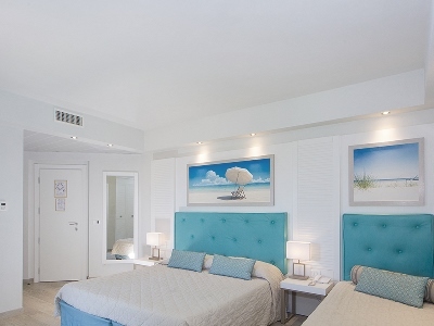 Hotel Mangia's Brucoli, Sicily, Autograph Collection