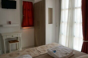 Aparthotel Pyrgaki Sun & Moon Luxury Suites