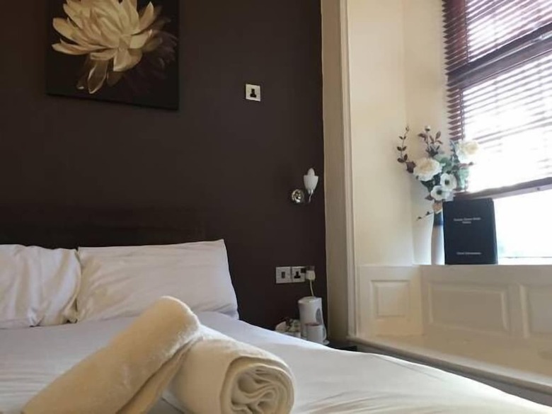Alder House Hotel