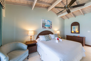 Hotel Pineapple Beach Club