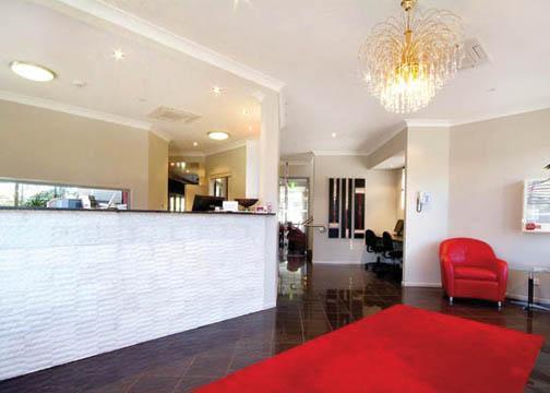 Quality Hotel Platinum Int`l
