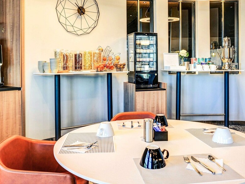 Hotel Novotel Porte D`orleans