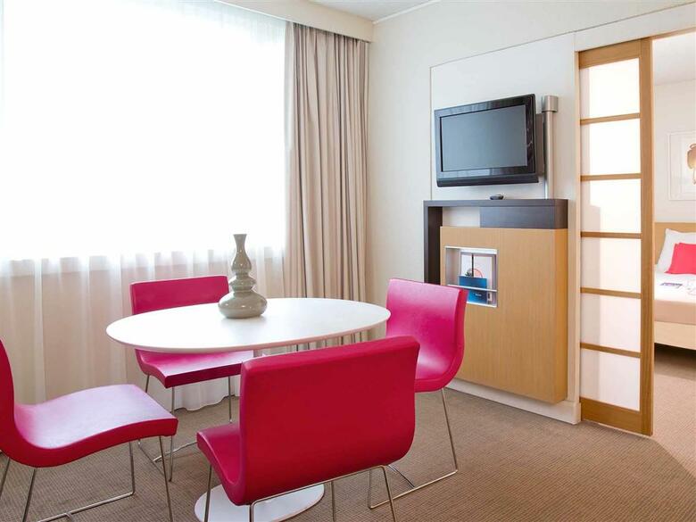 Hotel Novotel Creteil Le Lac