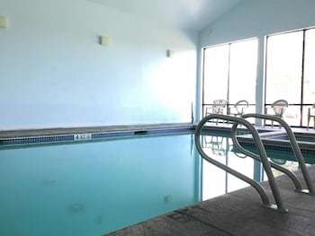 Hotel Super 8 Portland/westbrook Area
