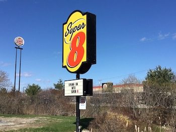 Hotel Super 8 Portland/westbrook Area