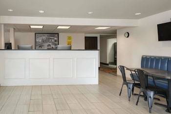 Hotel Super 8 Portland/westbrook Area