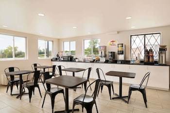 Hotel Super 8 Portland/westbrook Area