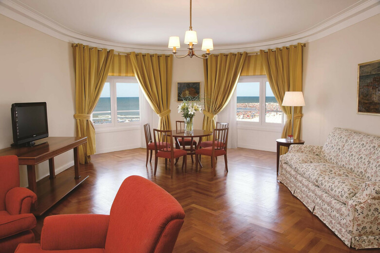 NH Gran Hotel Provincial