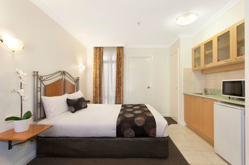 Hotel Melbourne Metropole Central