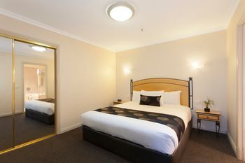 Hotel Melbourne Metropole Central