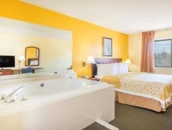 Hotel Days Inn Milan Sandusky South
